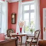 Lindegaarden Kollund Bed & Breakfast