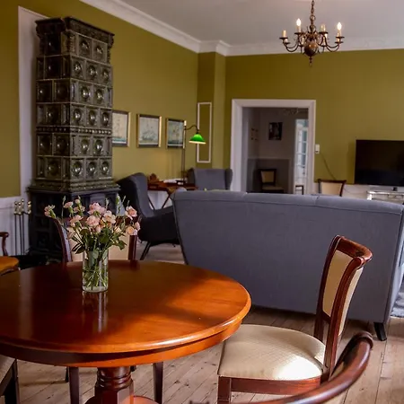 Lindegaarden Kollund Bed & Breakfast 3*