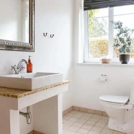 Lindegaarden Kollund 3* Krusa