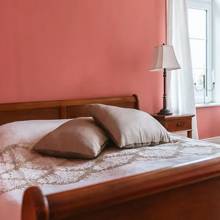 Lindegaarden Kollund Bed & Breakfast